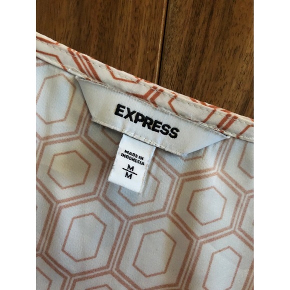Express Patterned Blouse - Picture 4 of 5